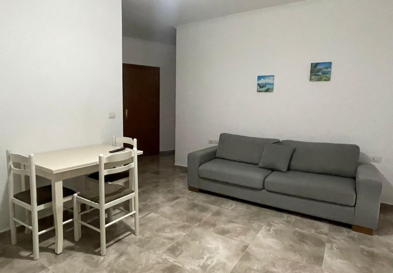 Kraal Apartments Vlorë Buitenkant foto
