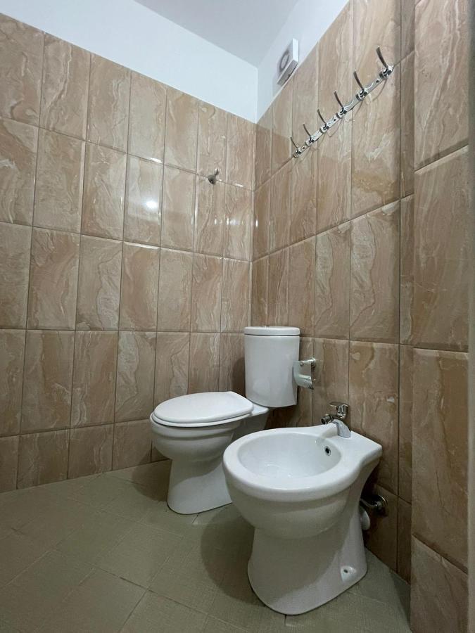 Kraal Apartments Vlorë Buitenkant foto
