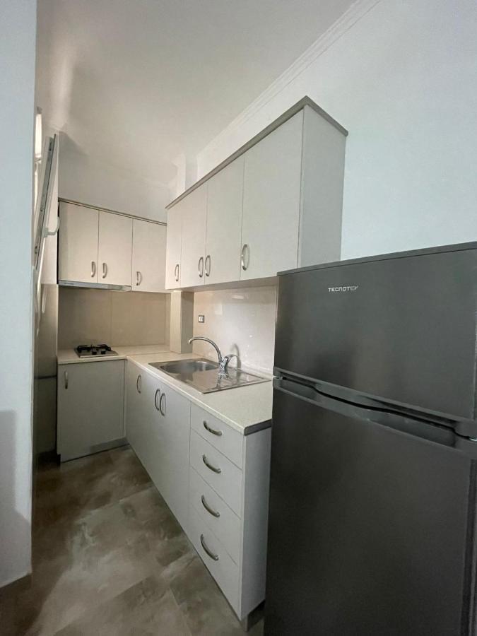 Kraal Apartments Vlorë Buitenkant foto