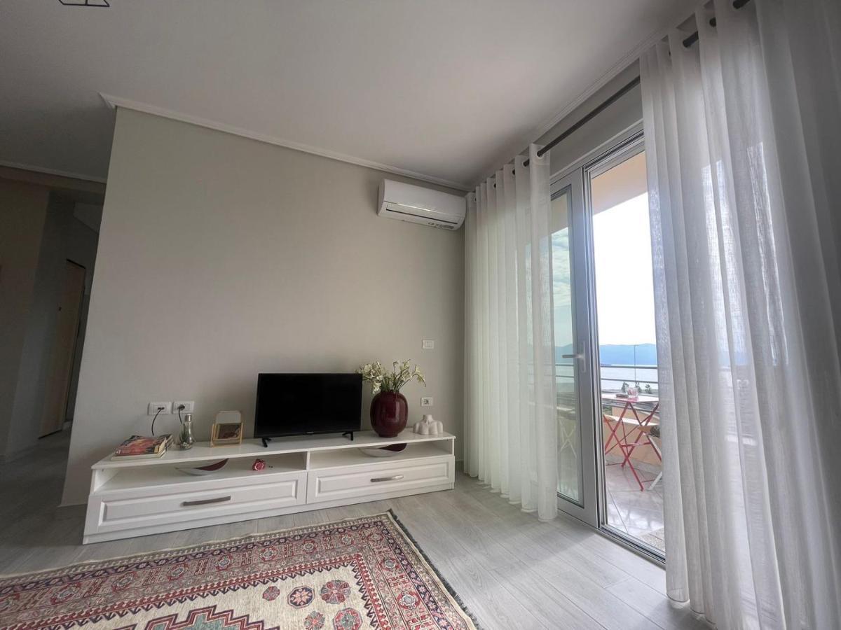 Kraal Apartments Vlorë Buitenkant foto