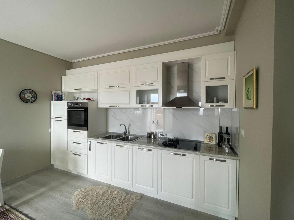 Kraal Apartments Vlorë Buitenkant foto
