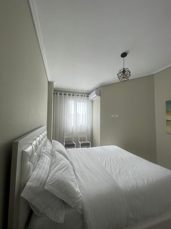 Kraal Apartments Vlorë Buitenkant foto