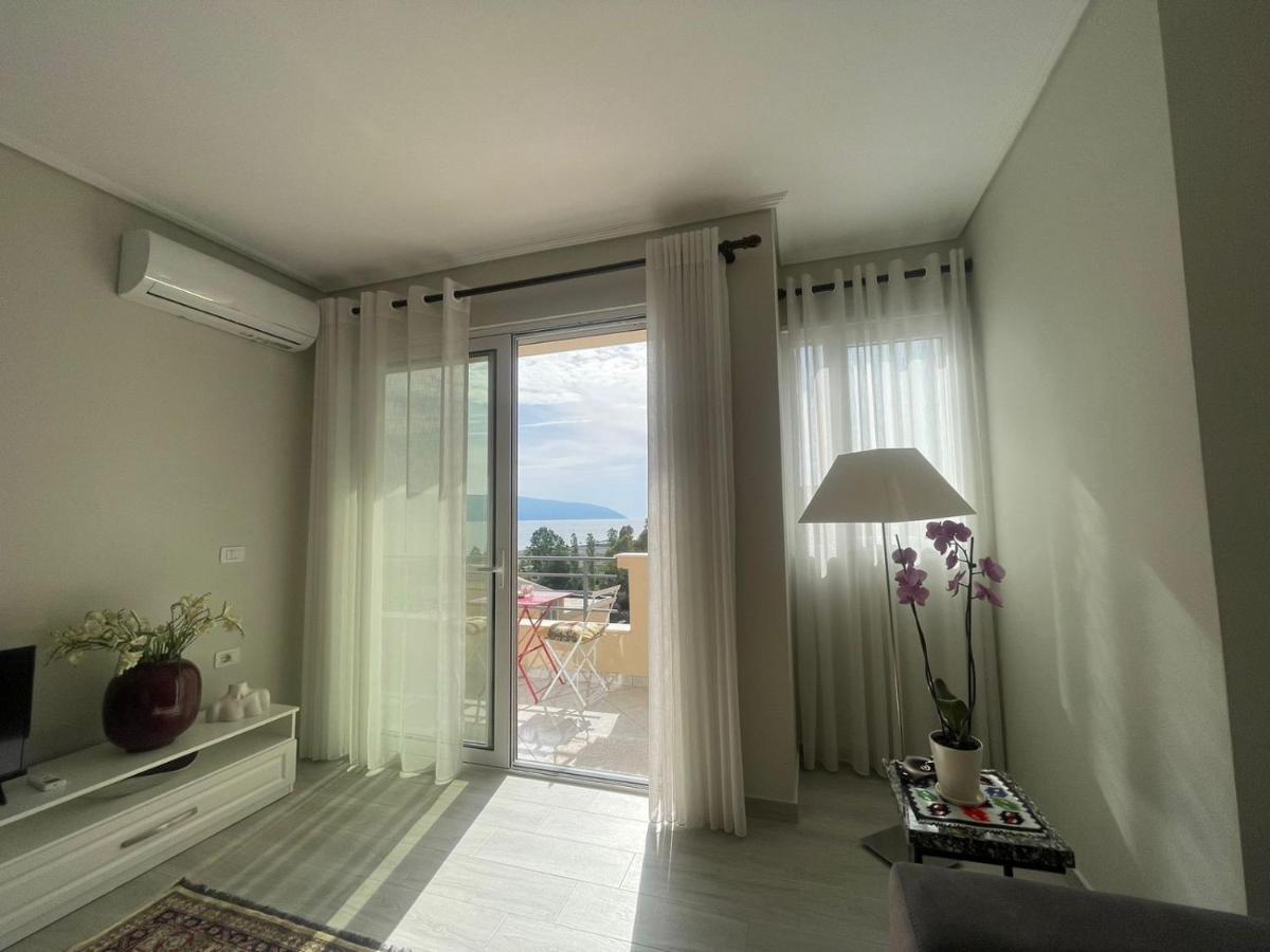 Kraal Apartments Vlorë Buitenkant foto